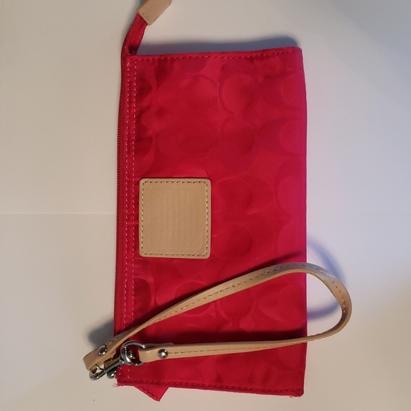 Coach Legacy Signature Zip Wallet/Wristlet - Picture 1 of 7
